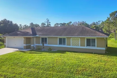 2415 Nowatney Avenue North Port FL 34286