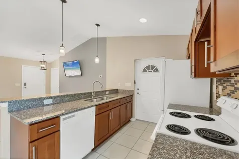 2415 Nowatney Avenue North Port FL 34286