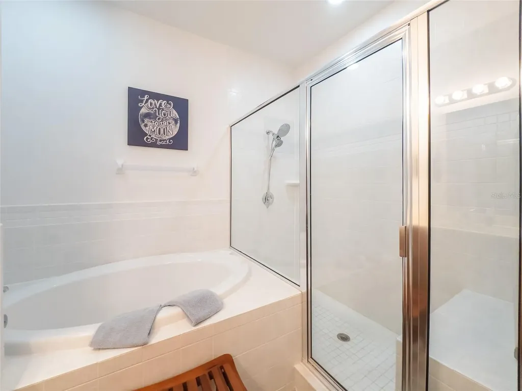 21008 Sunpoint Way Lutz FL 33558