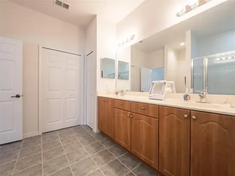 21008 Sunpoint Way Lutz FL 33558