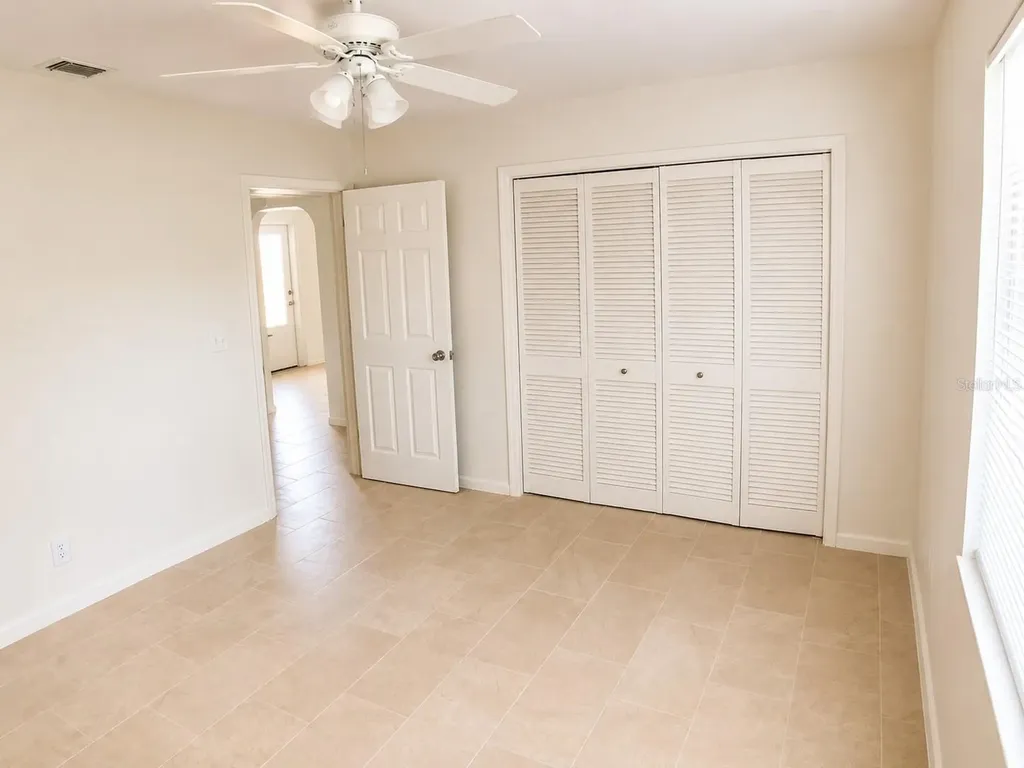 1559 Barry Road Clearwater FL 33756