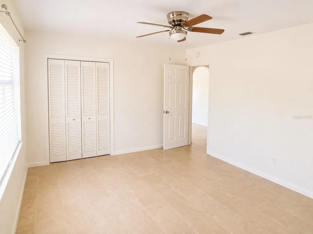 1559 Barry Road Clearwater FL 33756
