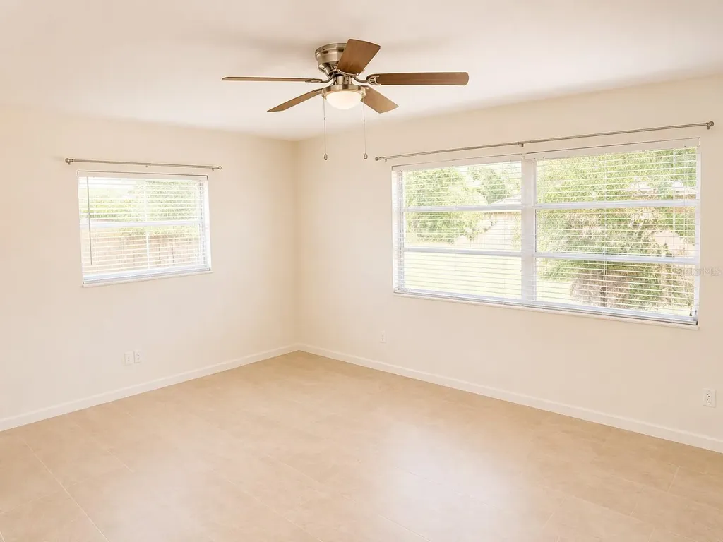 1559 Barry Road Clearwater FL 33756
