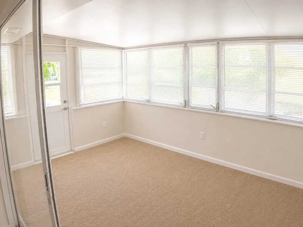 1559 Barry Road Clearwater FL 33756
