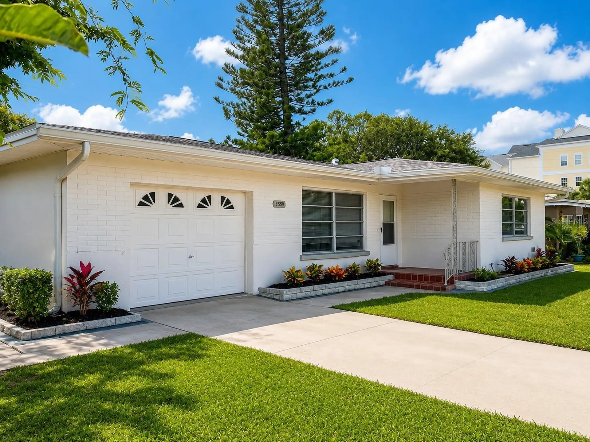 1559 Barry Road Clearwater FL 33756