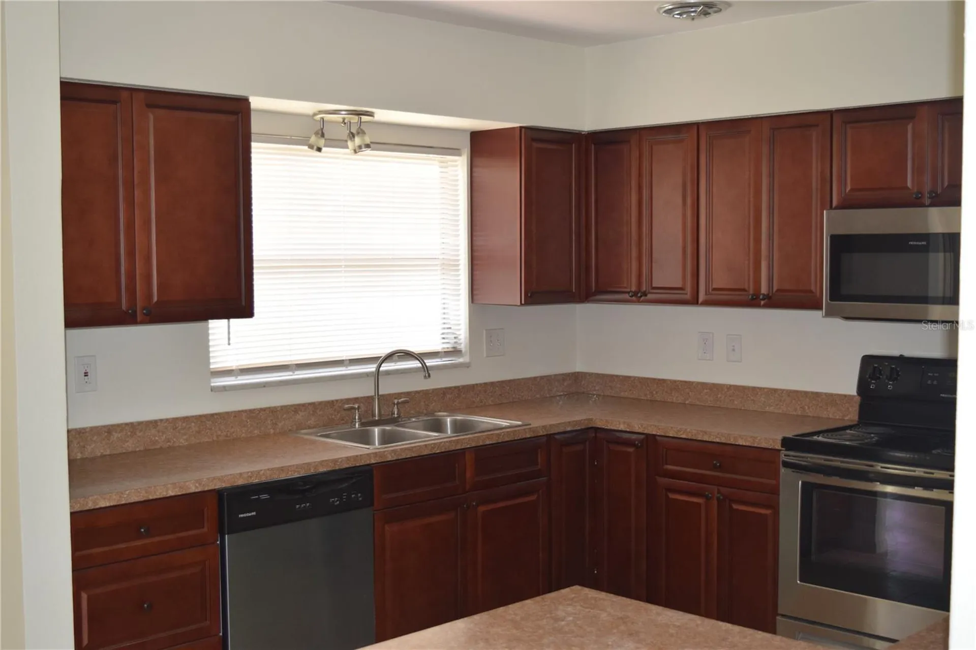 1559 Barry Road Clearwater FL 33756