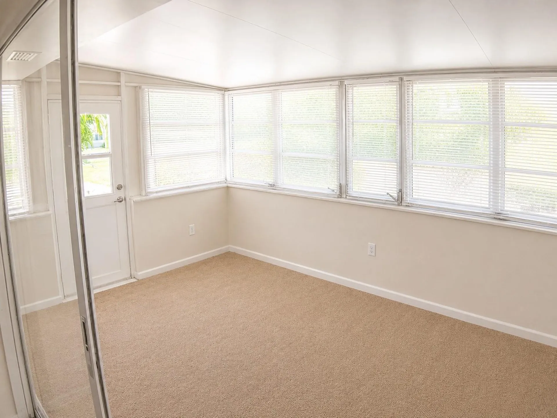 1559 Barry Road Clearwater FL 33756