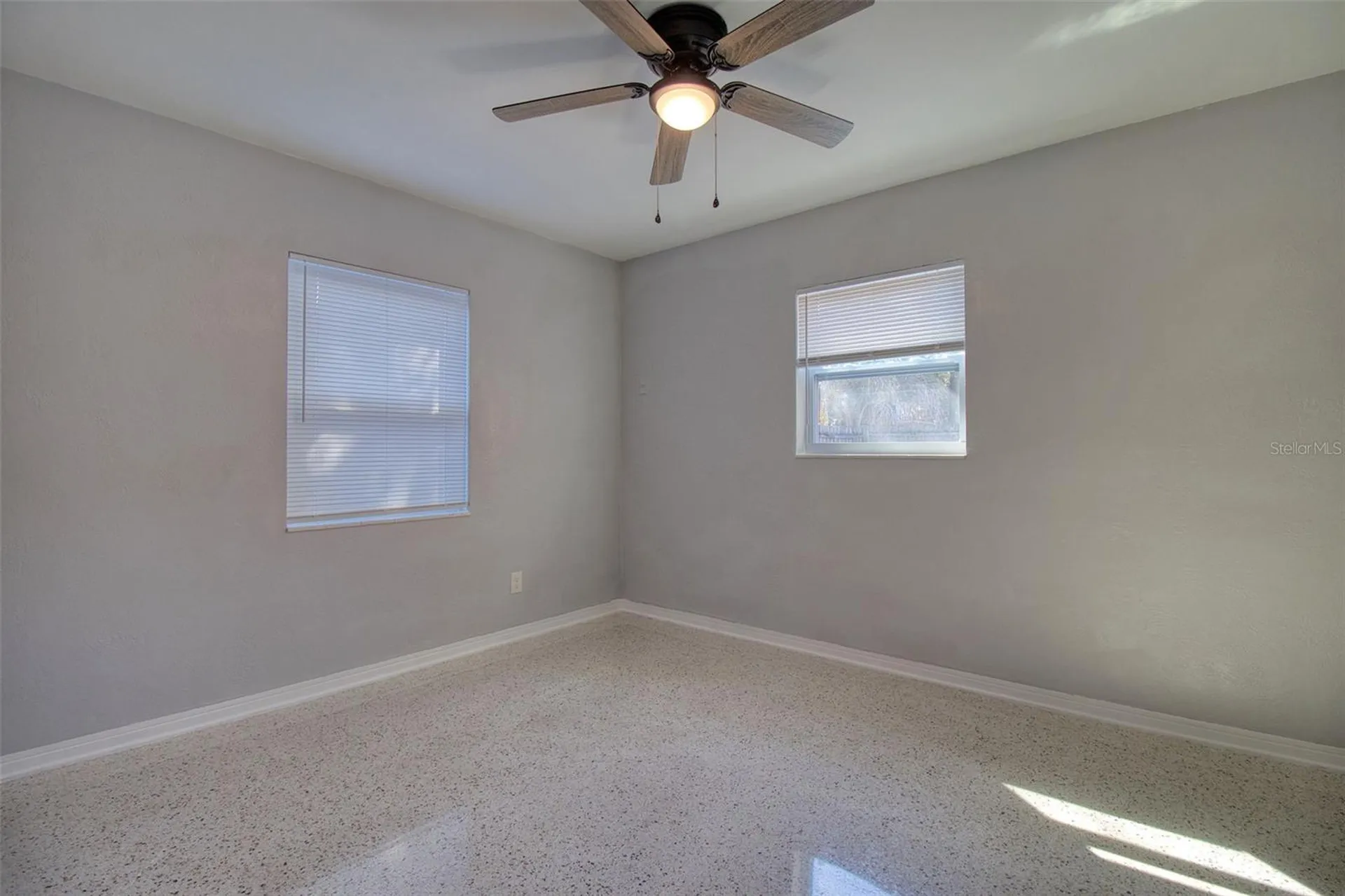 634 15 Avenue S St Petersburg FL 33701