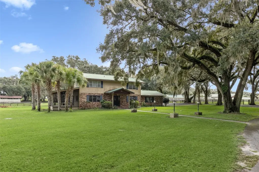 551 NE 200 Avenue Williston FL 32696