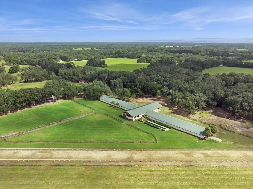 551 NE 200 Avenue Williston FL 32696