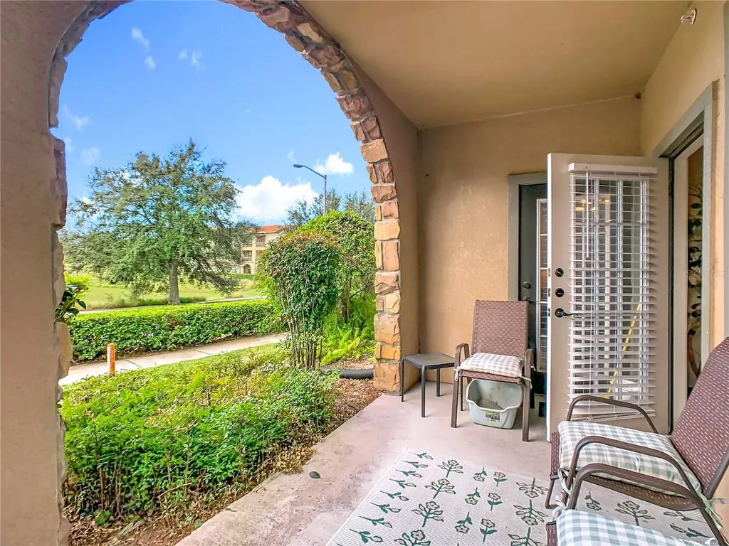 907 Charo Parkway Davenport FL 33897