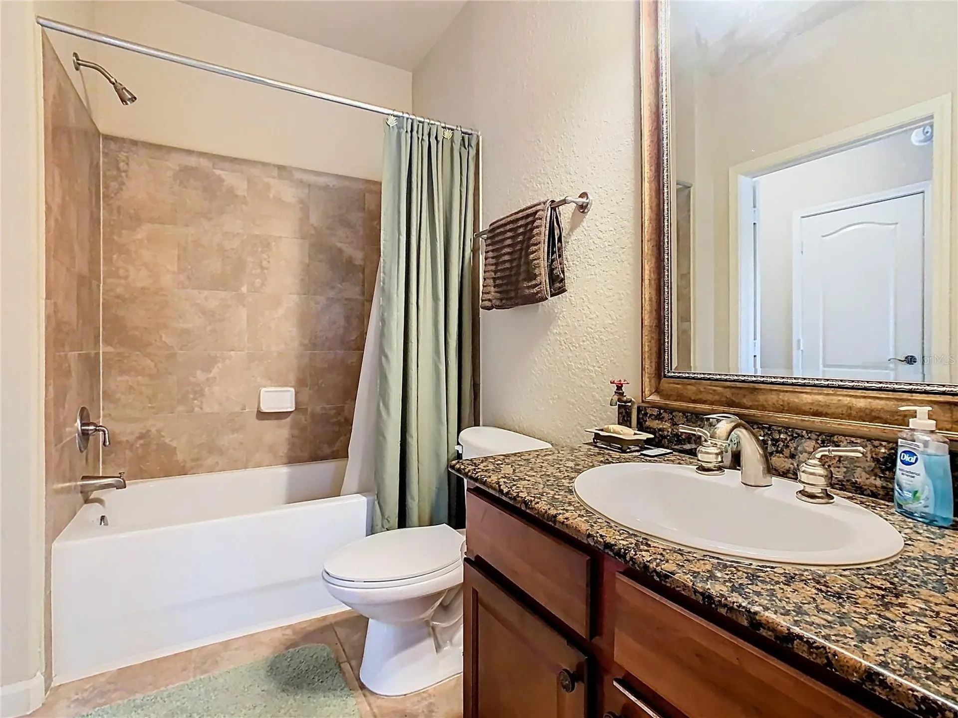 907 Charo Parkway Davenport FL 33897