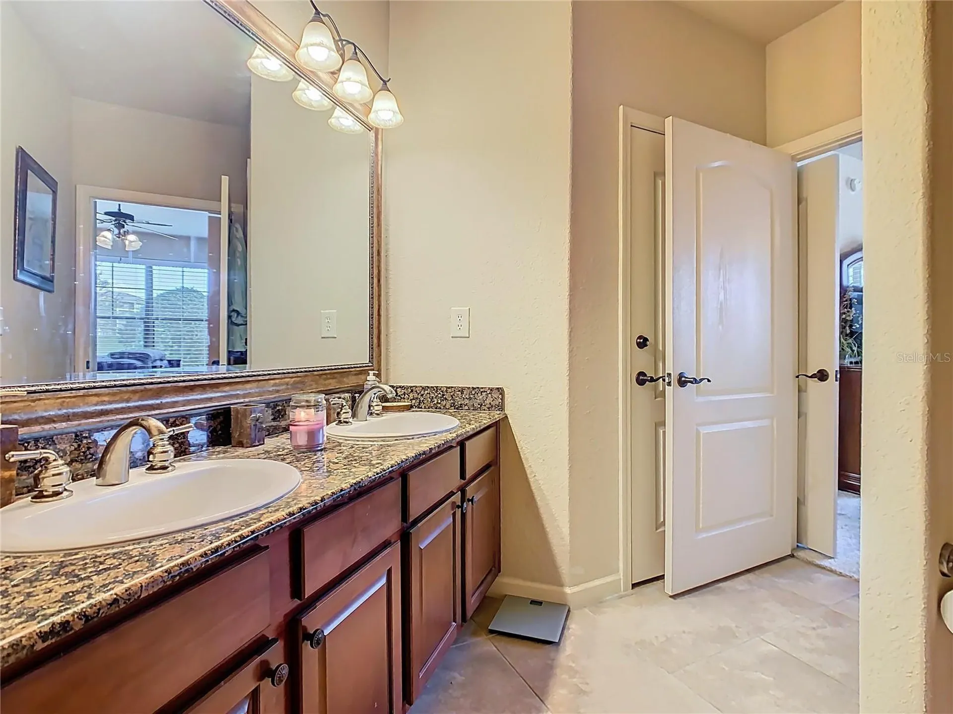 907 Charo Parkway Davenport FL 33897
