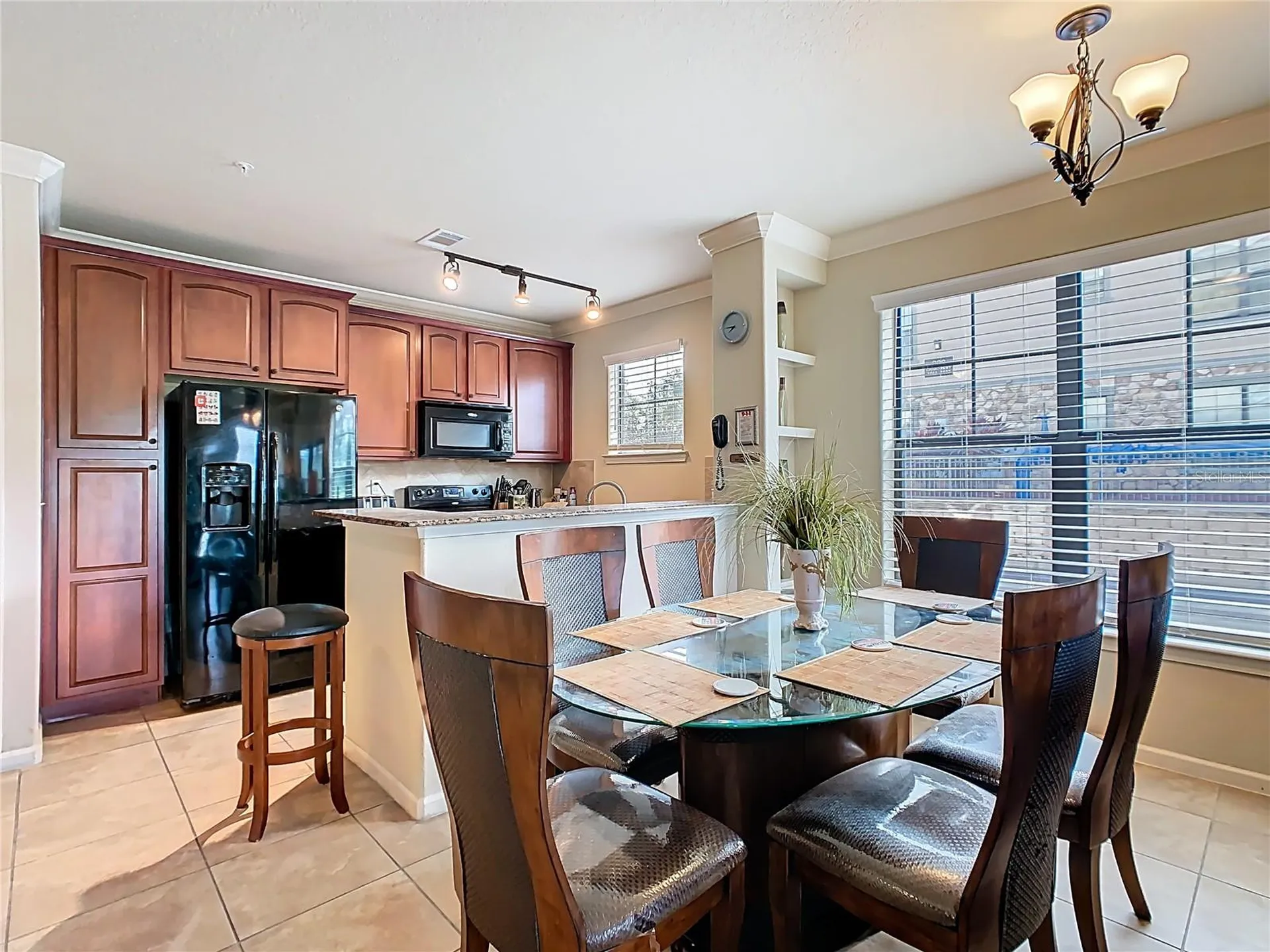 907 Charo Parkway Davenport FL 33897