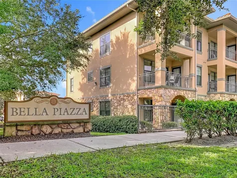 907 Charo Parkway Davenport FL 33897