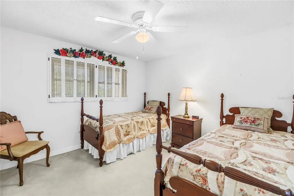 9950 62nd Terrace N St Petersburg FL 33708