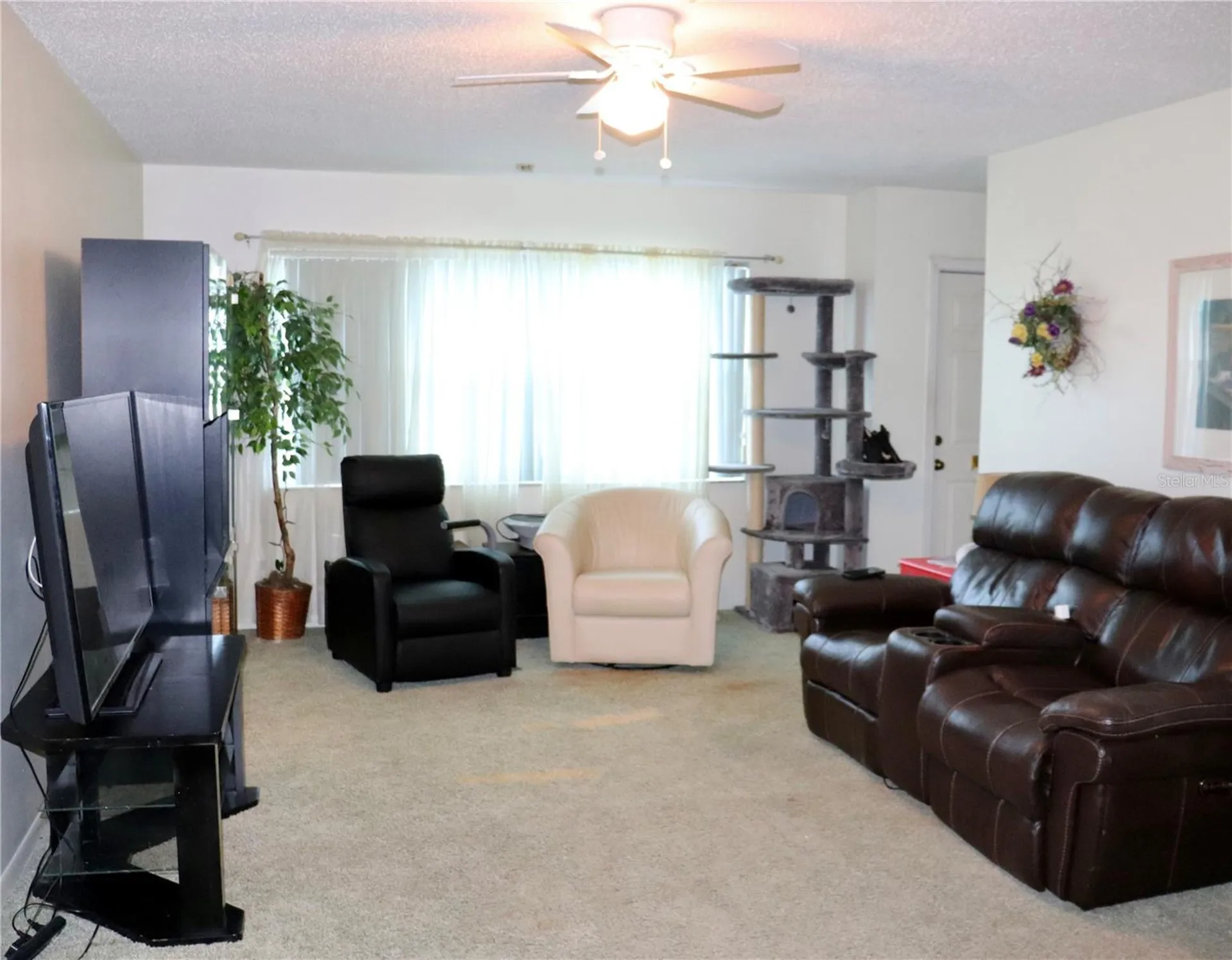 6990 Versailles N Pinellas Park FL 33781