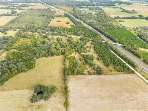 0001 SW Cr 240 Lake City FL 32024