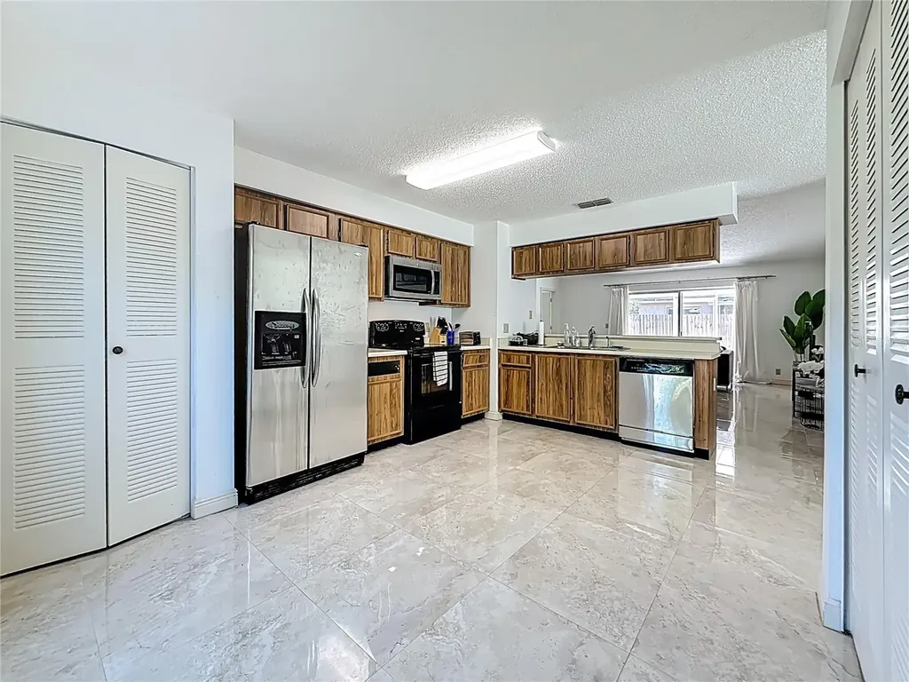 1909 Castle Bay Court Oldsmar FL 34677