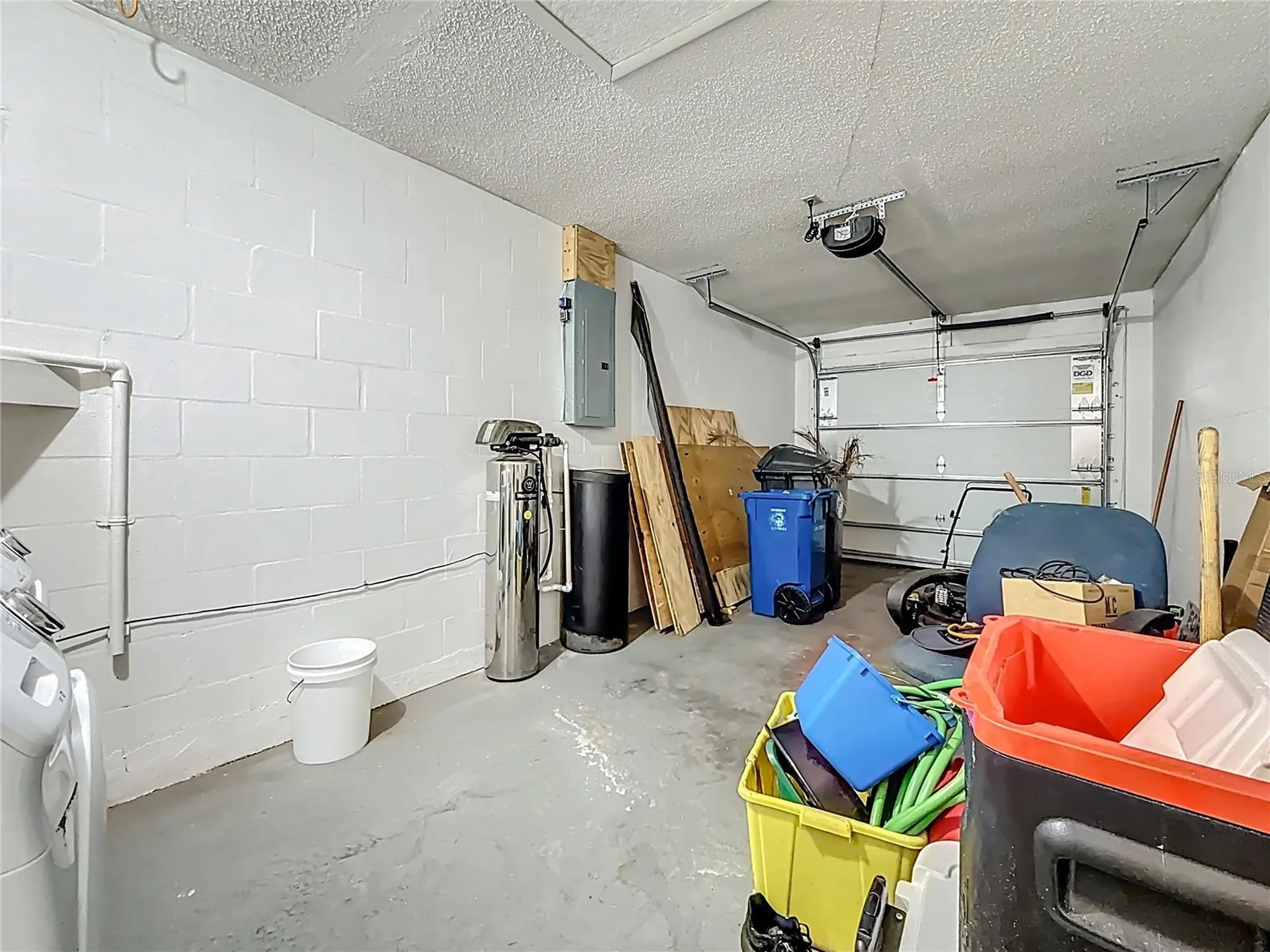 1909 Castle Bay Court Oldsmar FL 34677