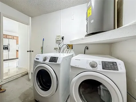 1909 Castle Bay Court Oldsmar FL 34677