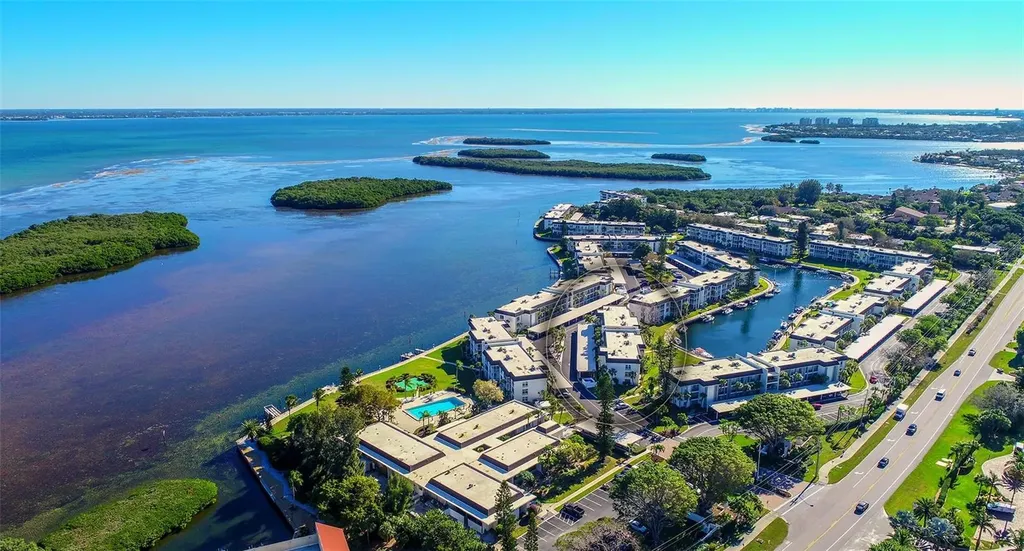 4380 Exeter Drive Longboat Key FL 34228