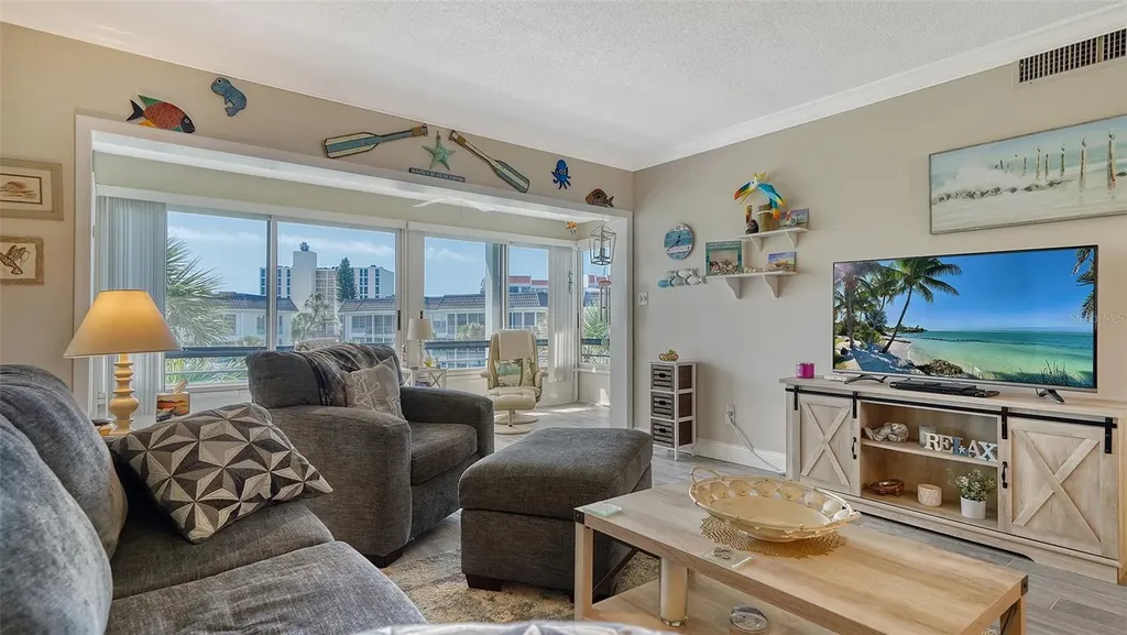 4380 Exeter Drive Longboat Key FL 34228