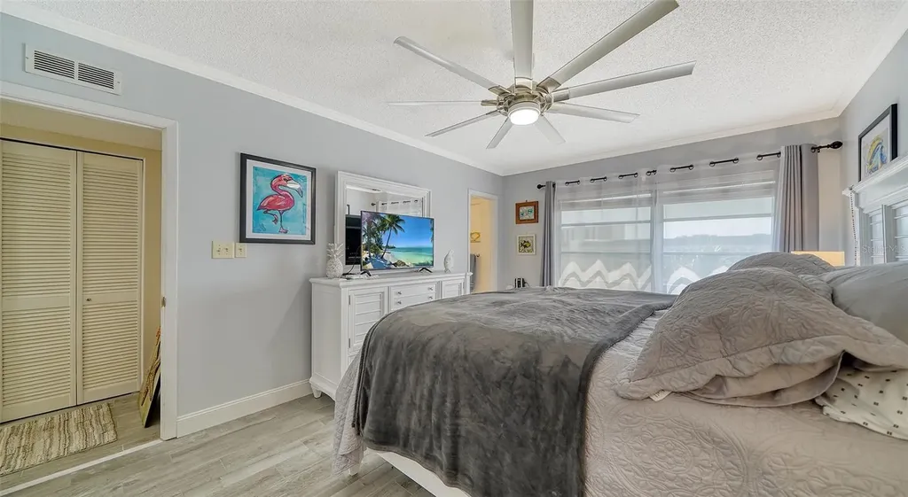 4380 Exeter Drive Longboat Key FL 34228