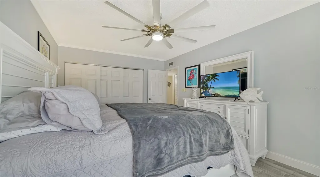 4380 Exeter Drive Longboat Key FL 34228