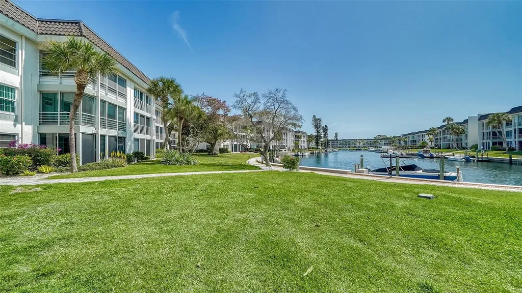 4380 Exeter Drive Longboat Key FL 34228