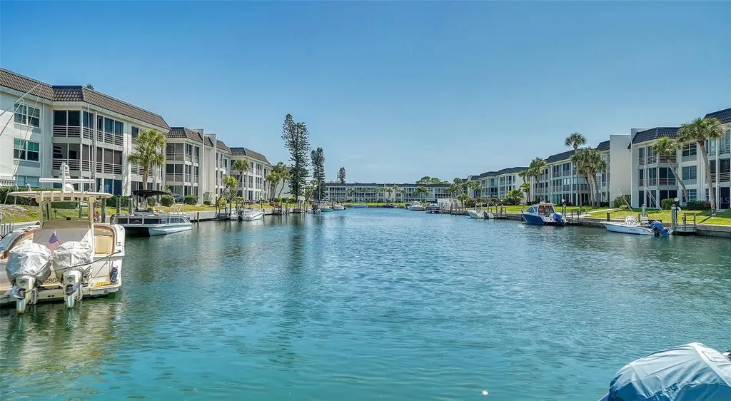 4380 Exeter Drive Longboat Key FL 34228