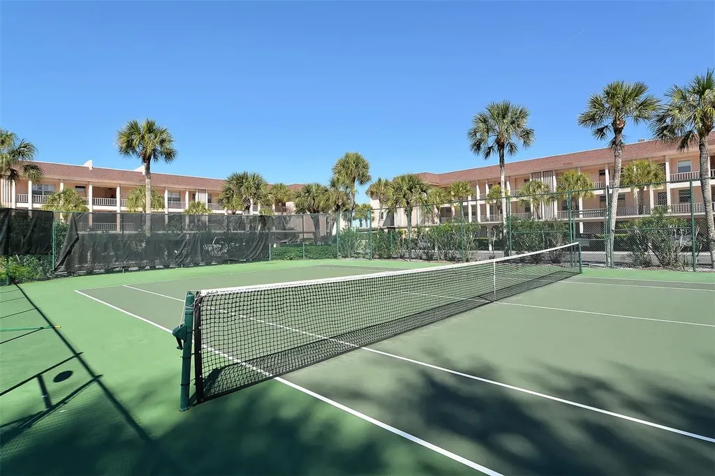 4380 Exeter Drive Longboat Key FL 34228