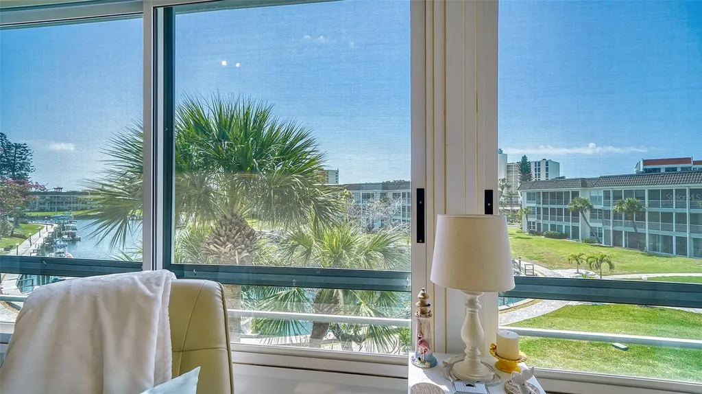 4380 Exeter Drive Longboat Key FL 34228