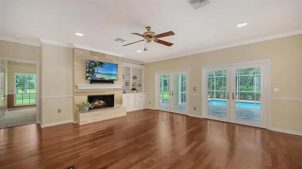 7401 Hemlock Lane Sarasota FL 34241
