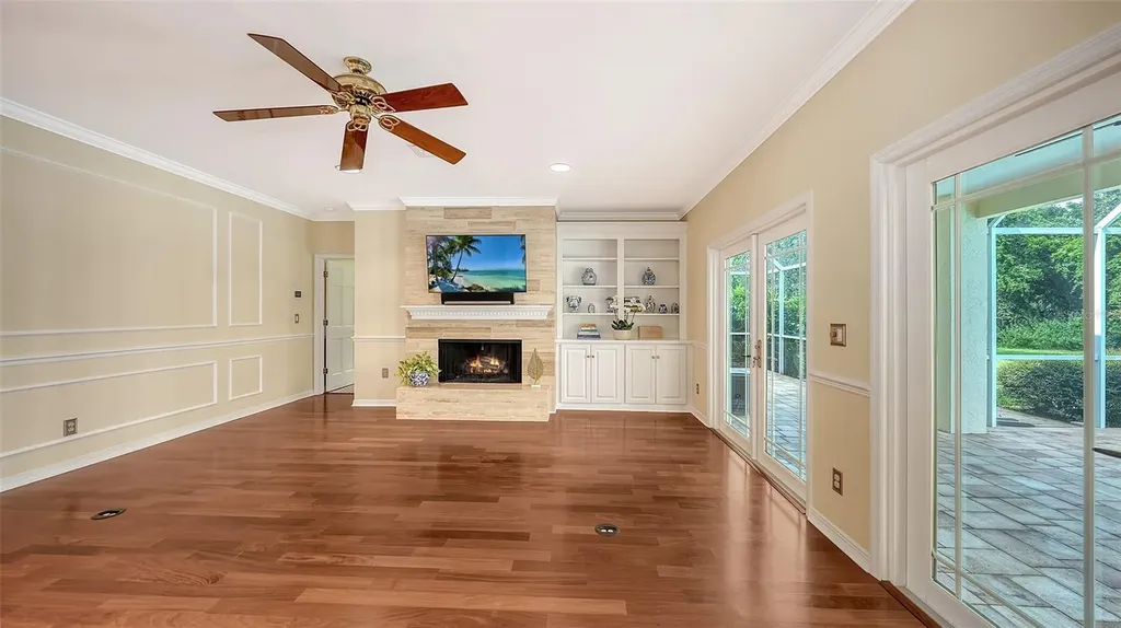7401 Hemlock Lane Sarasota FL 34241