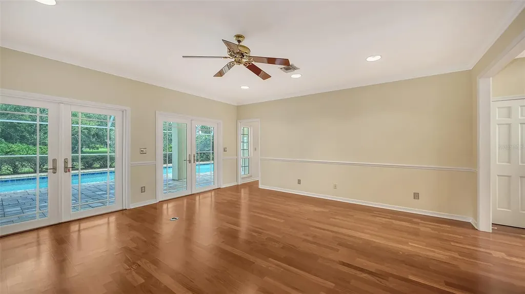7401 Hemlock Lane Sarasota FL 34241