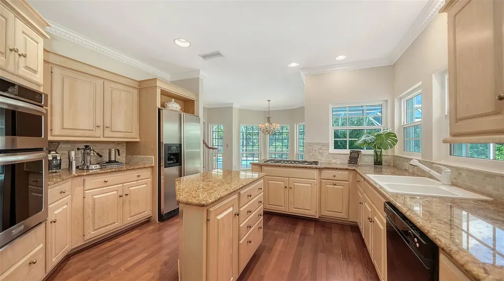 7401 Hemlock Lane Sarasota FL 34241