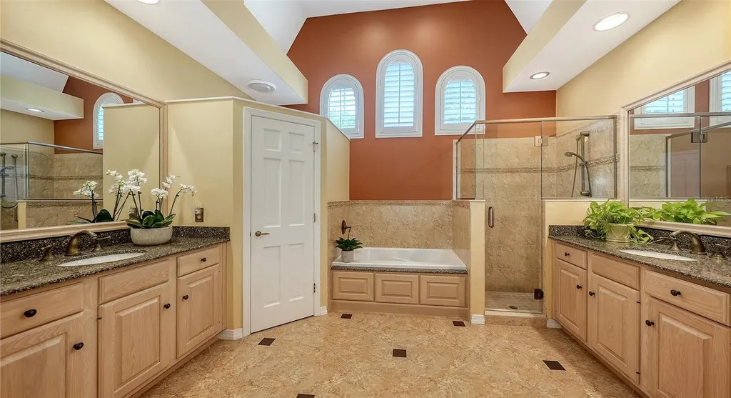 7401 Hemlock Lane Sarasota FL 34241