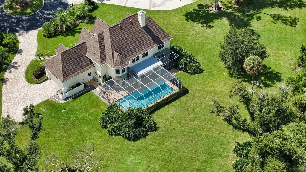 7401 Hemlock Lane Sarasota FL 34241