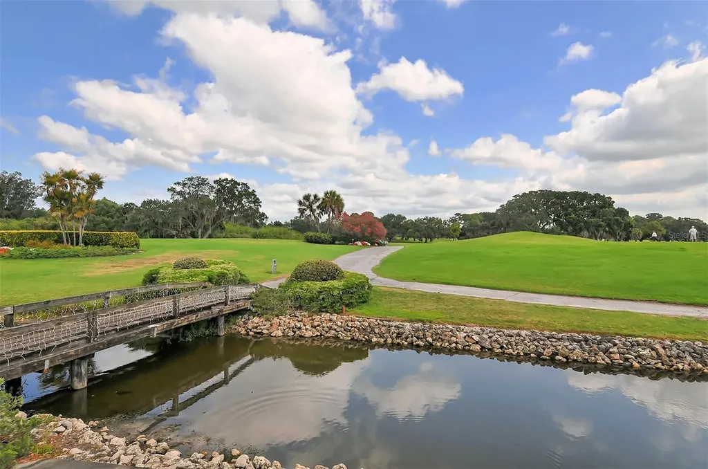 7401 Hemlock Lane Sarasota FL 34241