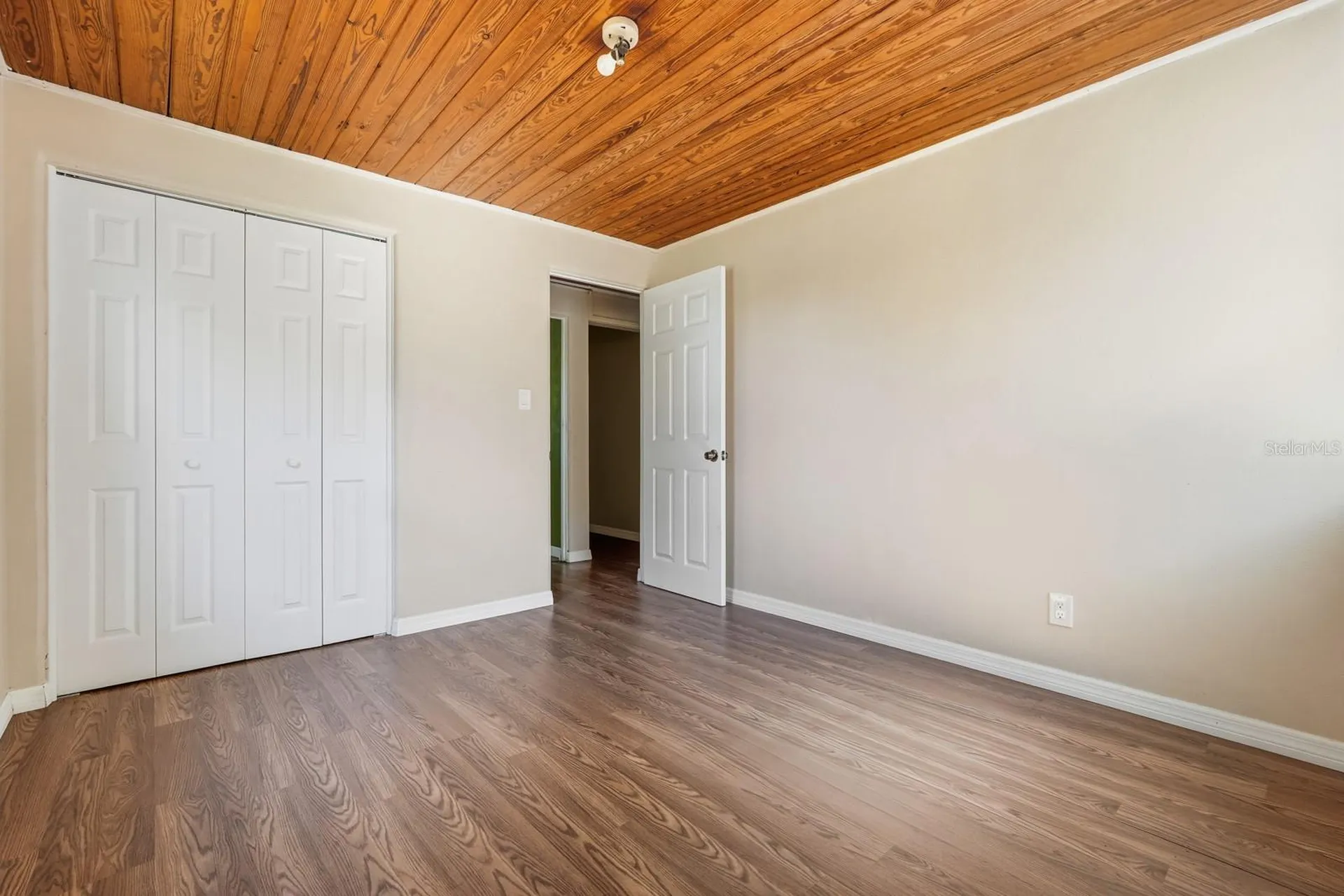 437 Lockhart Street Daytona Beach FL 32114