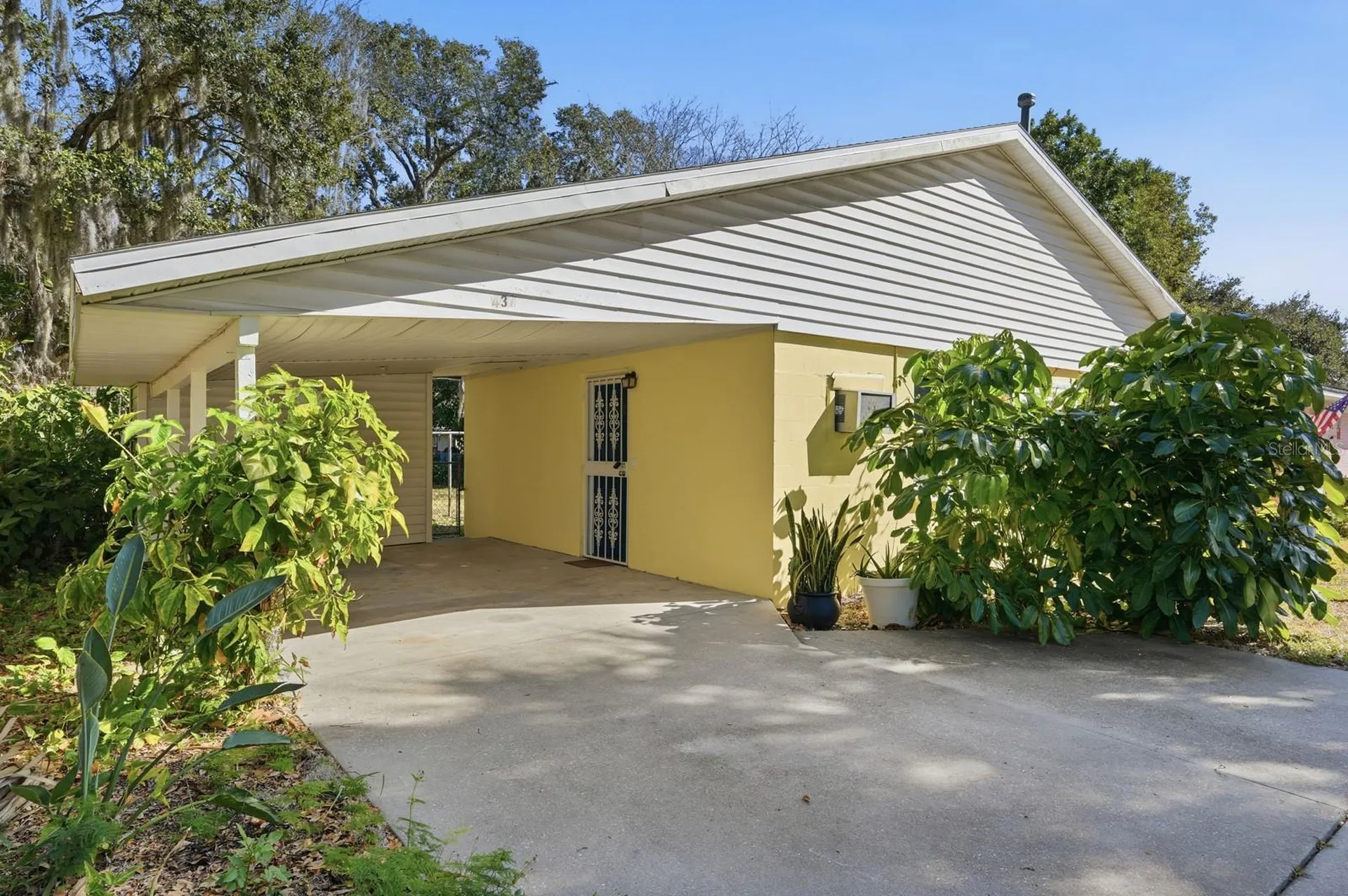 437 Lockhart Street Daytona Beach FL 32114