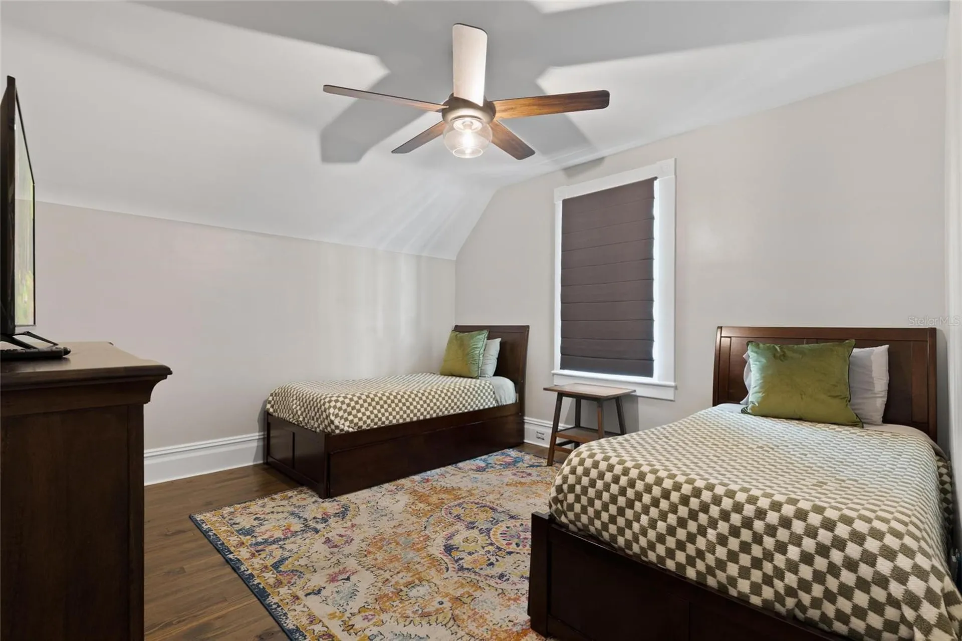 4 W Orange Street Tarpon Springs FL 34689