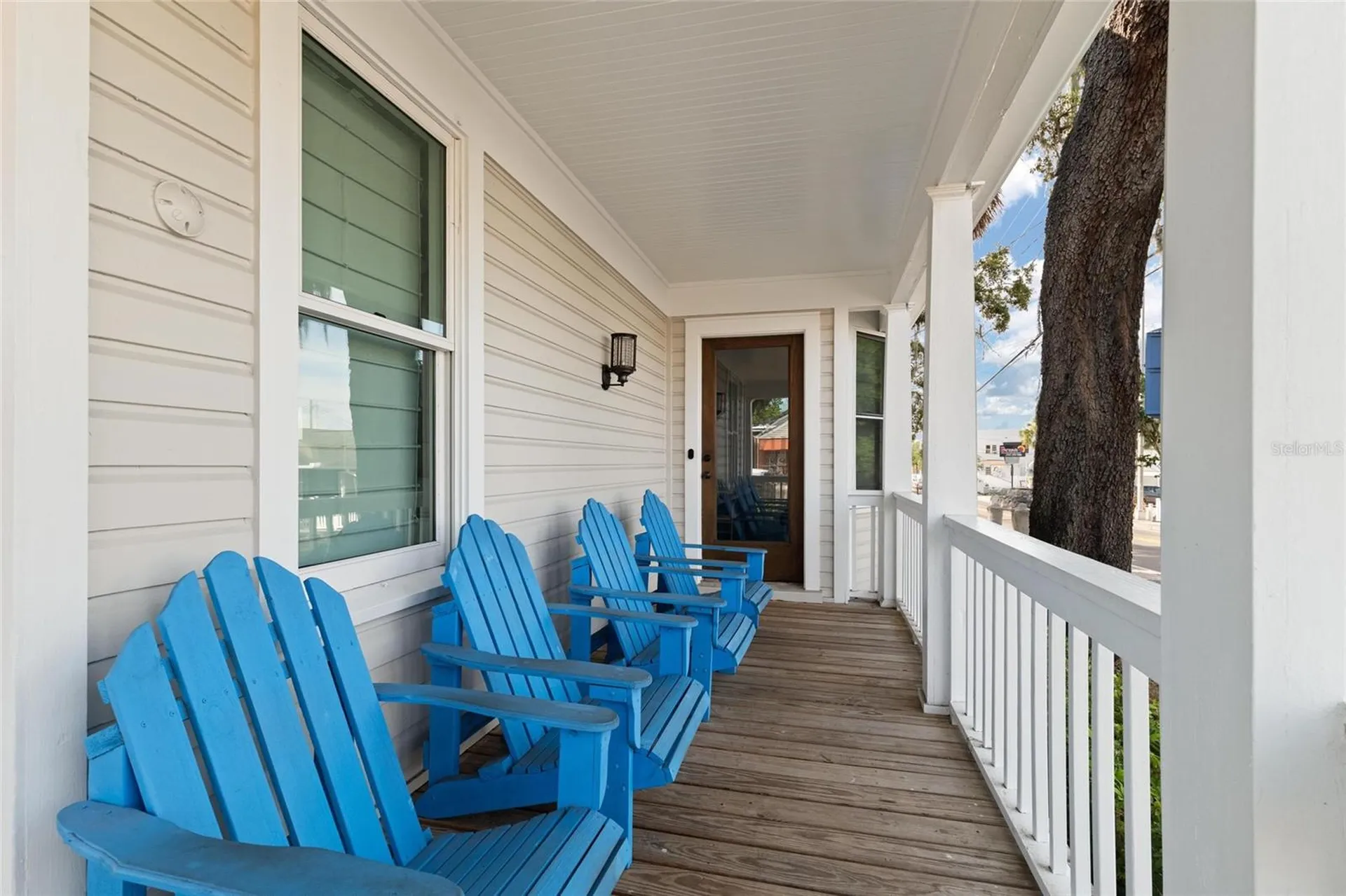 4 W Orange Street Tarpon Springs FL 34689