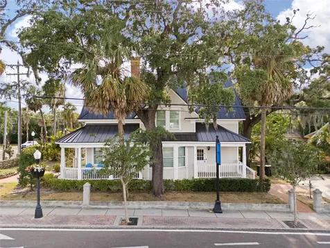 4 W Orange Street Tarpon Springs FL 34689