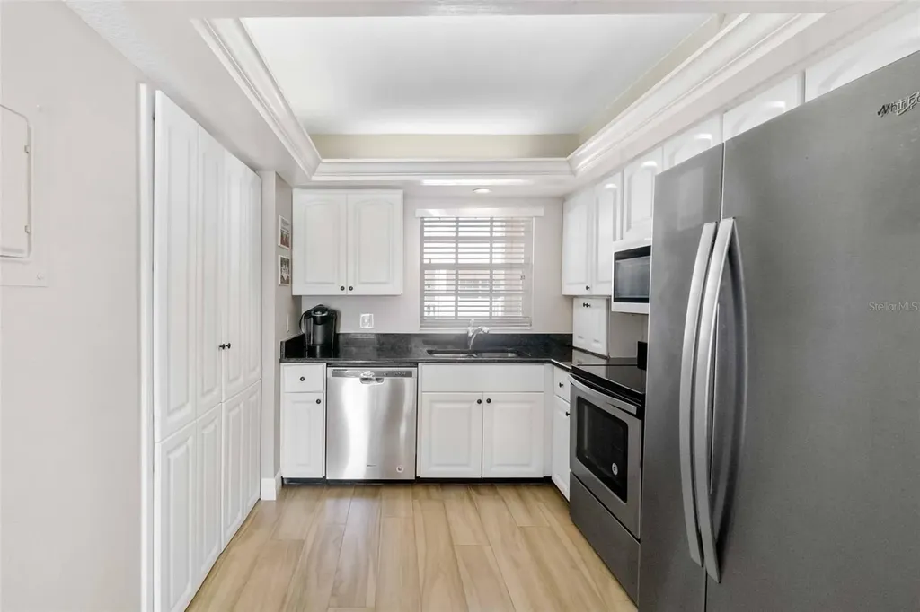 5970 Midnight Pass Road Sarasota FL 34242