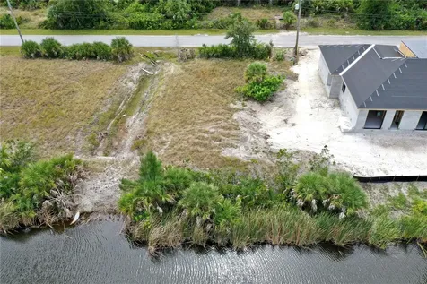 10868 Mcalester Circle Port Charlotte FL 33981