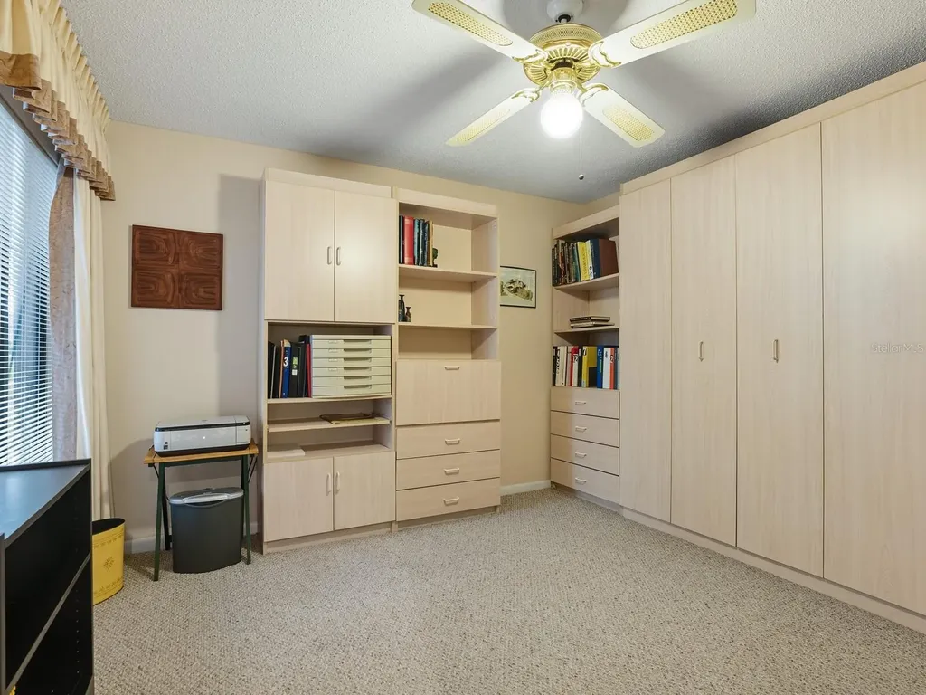 5527 Kingsmere Sarasota FL 34235