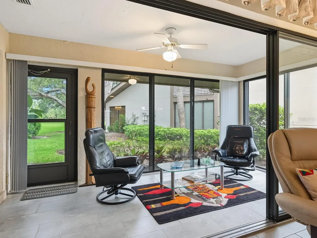 5527 Kingsmere Sarasota FL 34235