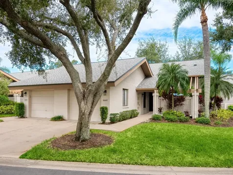 5527 Kingsmere Sarasota FL 34235